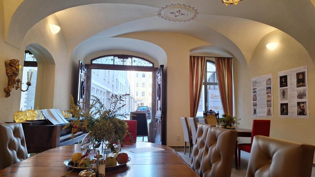 Stadtpalais Bellevue-Suite 3- Zimmer- Maisonettewohnung Mit Dachterrasse Maximal 4 Personen 바우트젠 외부 사진