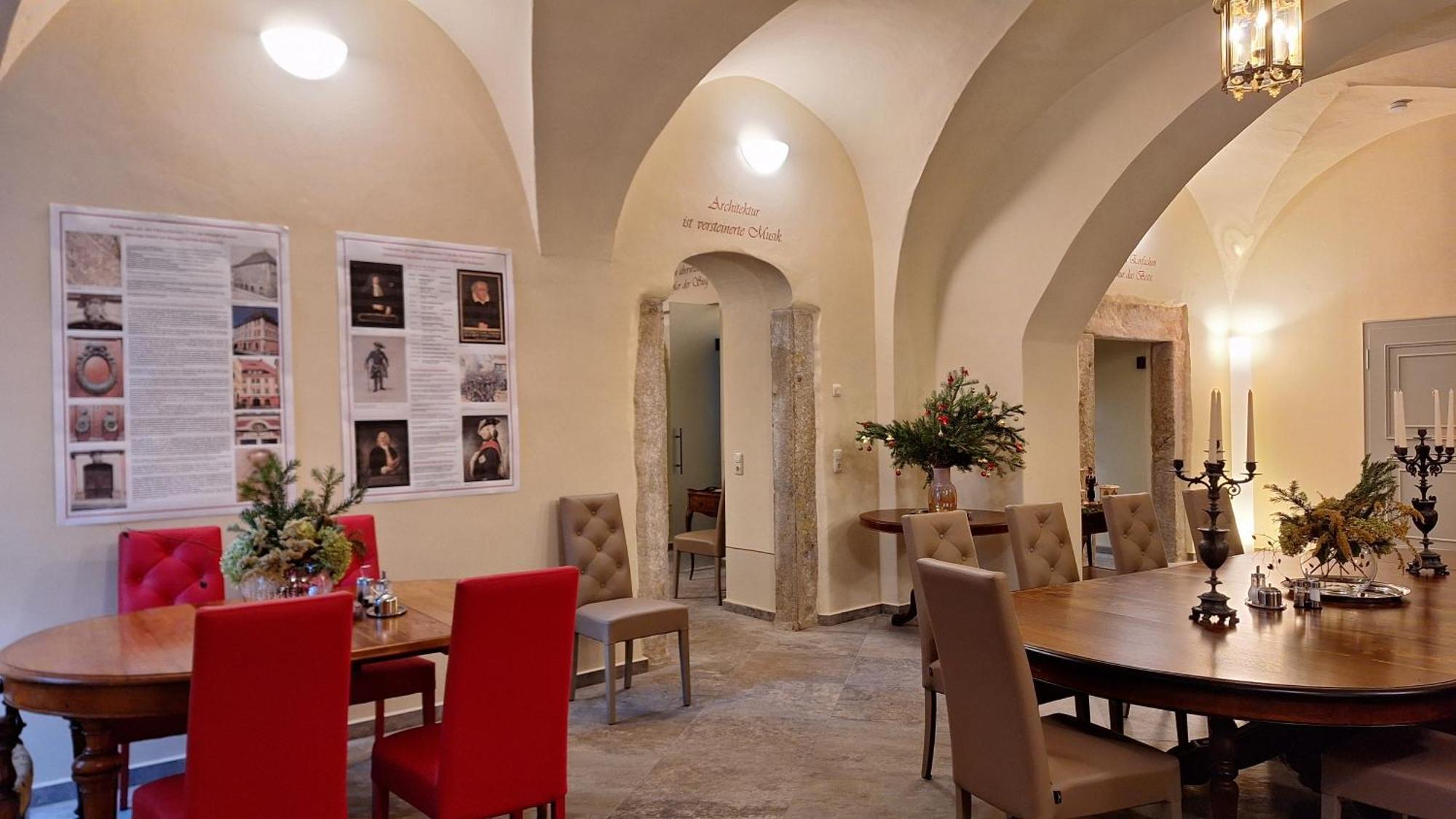 Stadtpalais Bellevue-Suite 3- Zimmer- Maisonettewohnung Mit Dachterrasse Maximal 4 Personen 바우트젠 외부 사진